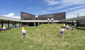 以玩耍为主题的幼儿园——KO幼儿园 / 日比野设计+Kids Design Labo