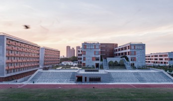 上海托马斯实验学校——一座走班制的人文科技校园 / 同济大学建筑设计研究院
