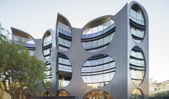 ‘半成品’建筑：圣基尔达，维多利亚傲娇中心 / BAU+Grant Amon